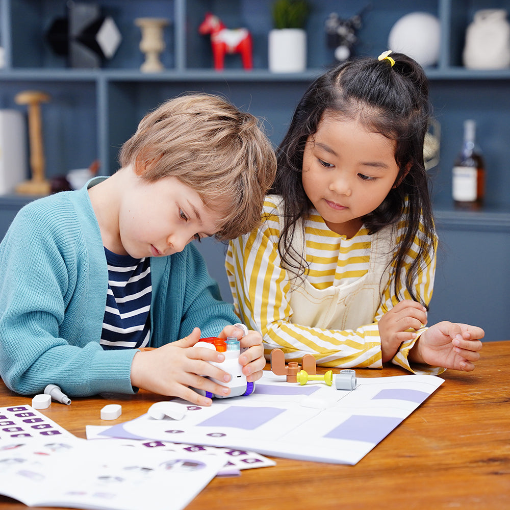 Botzees Mini Coding Robots 禁果游戏 Pack